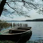 Idyllisches Reihenhaus Mit Wlan In Am Mueritzsee *