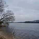 Idyllisches Reihenhaus Mit Wlan In Am Mueritzsee