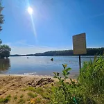 Idyllisches Reihenhaus Mit Wlan In Am Mueritzsee *