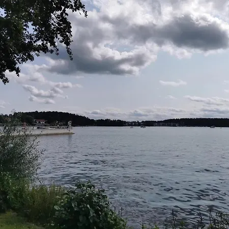 Dom wakacyjny Idyllisches Reihenhaus Mit Wlan In Am Mueritzsee Buchholz (Mecklenburg-Vorpommern)