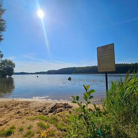 Idyllisches Reihenhaus Mit Wlan In Am Mueritzsee *