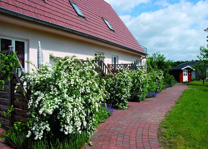 Feriehus Reihenhaus Mit Wlan In Am Mueritzsee *