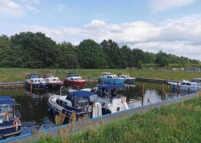 Reihenhaus Mit Wlan In Am Mueritzsee